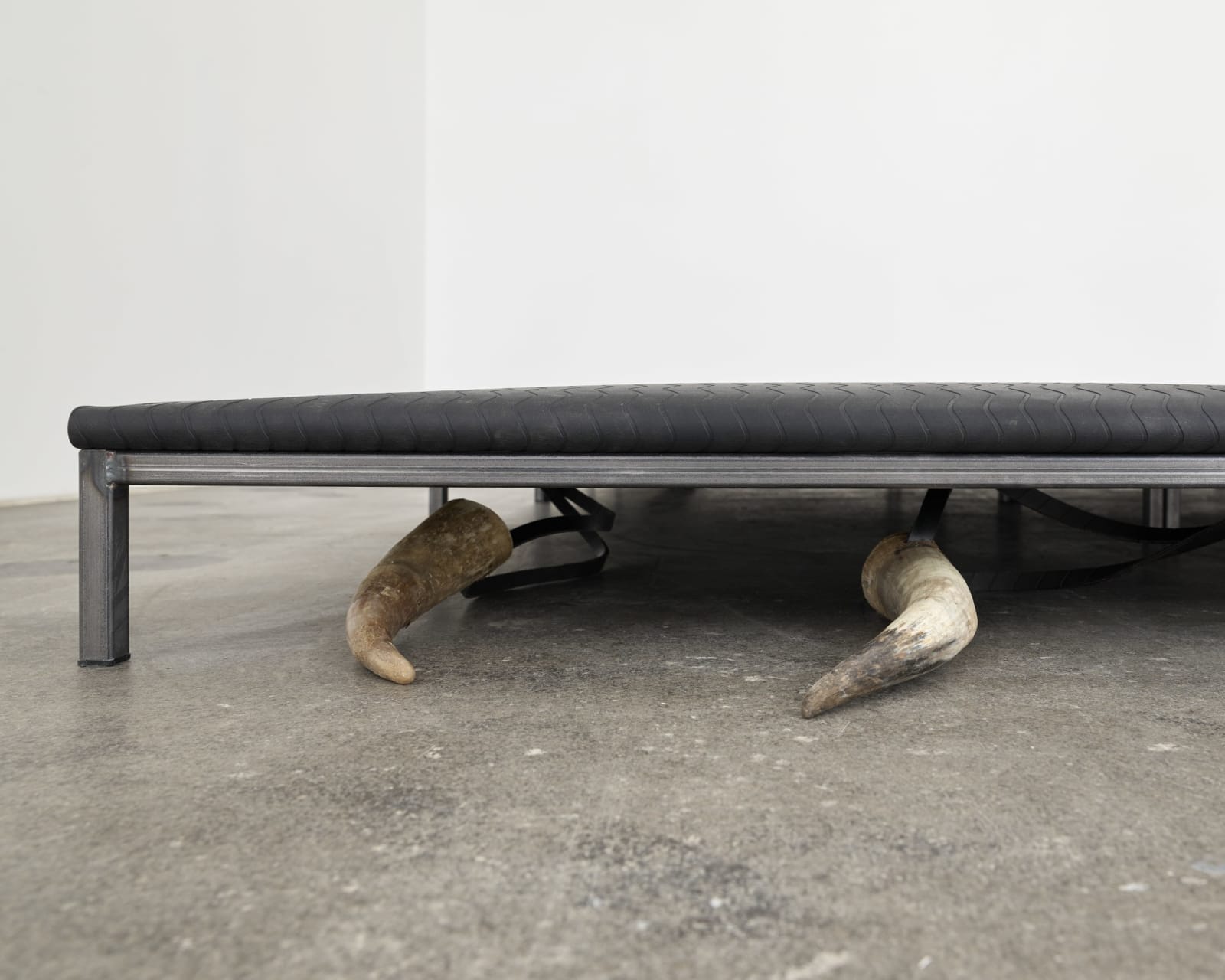 Lea Porsager, Erasure Beds (+ drooping horns), 2023