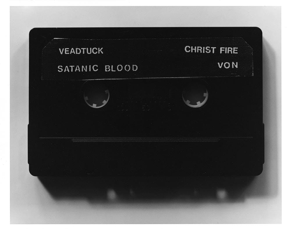 Torbjørn Rødland, Black Tape, 2003