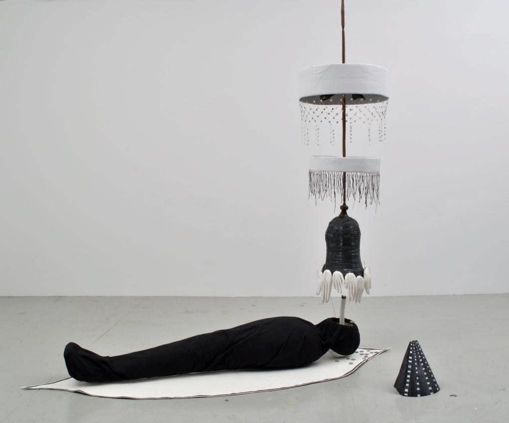 Matthew Ronay, Advance/Detriorate, 2011