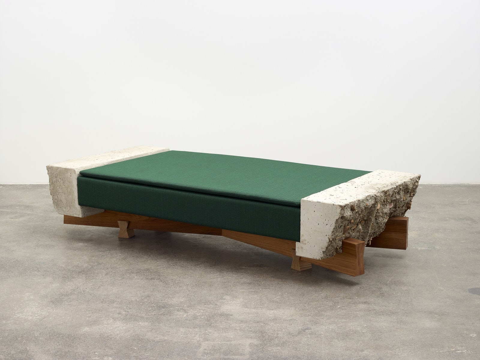 FOS, A”r @”D@r (hesitations) dZO%yz {“nd fI”rz, 2018