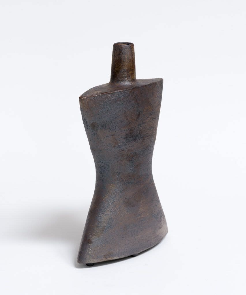 Wayne Ngan, Sculptural Vase Cast Iron, 2016