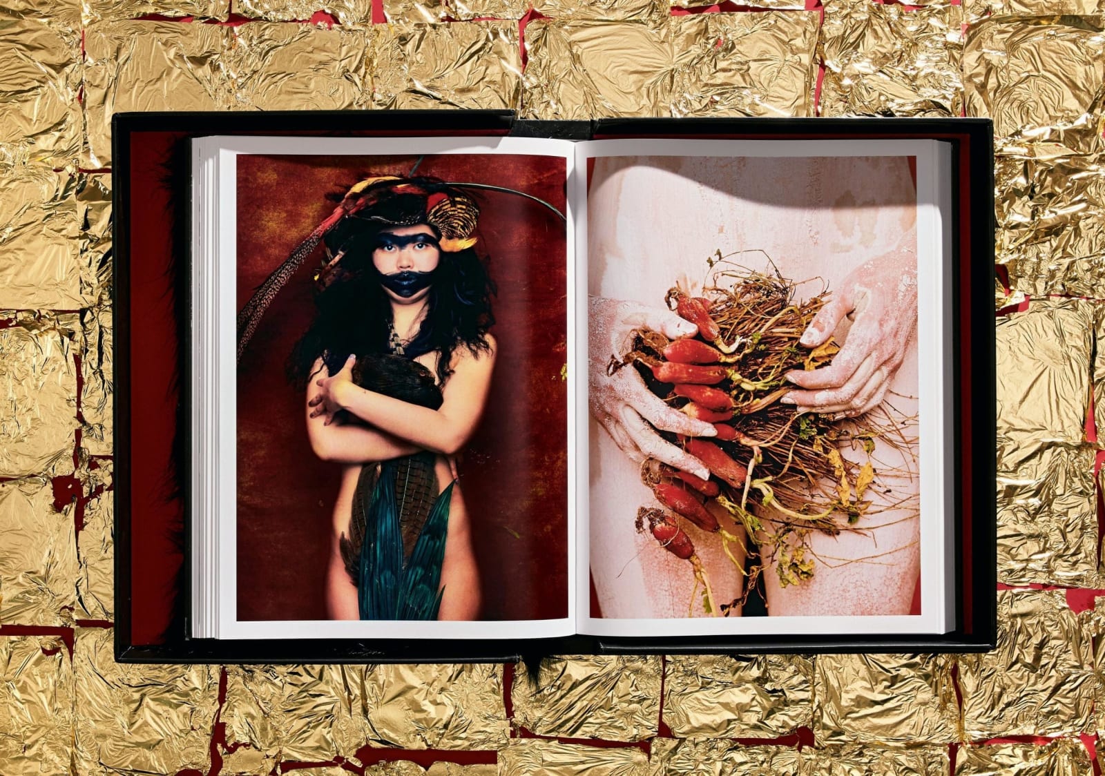 Albert Watson, Kaos, 2017