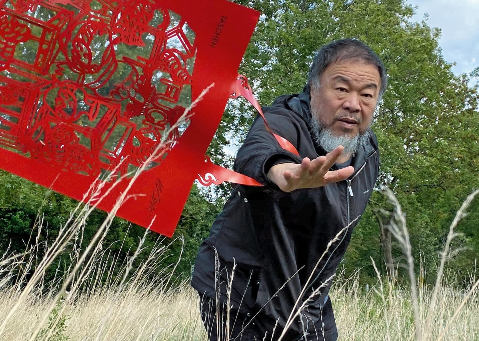 Ai Weiwei, The China Bag ‘Cats and Dogs’, 2020