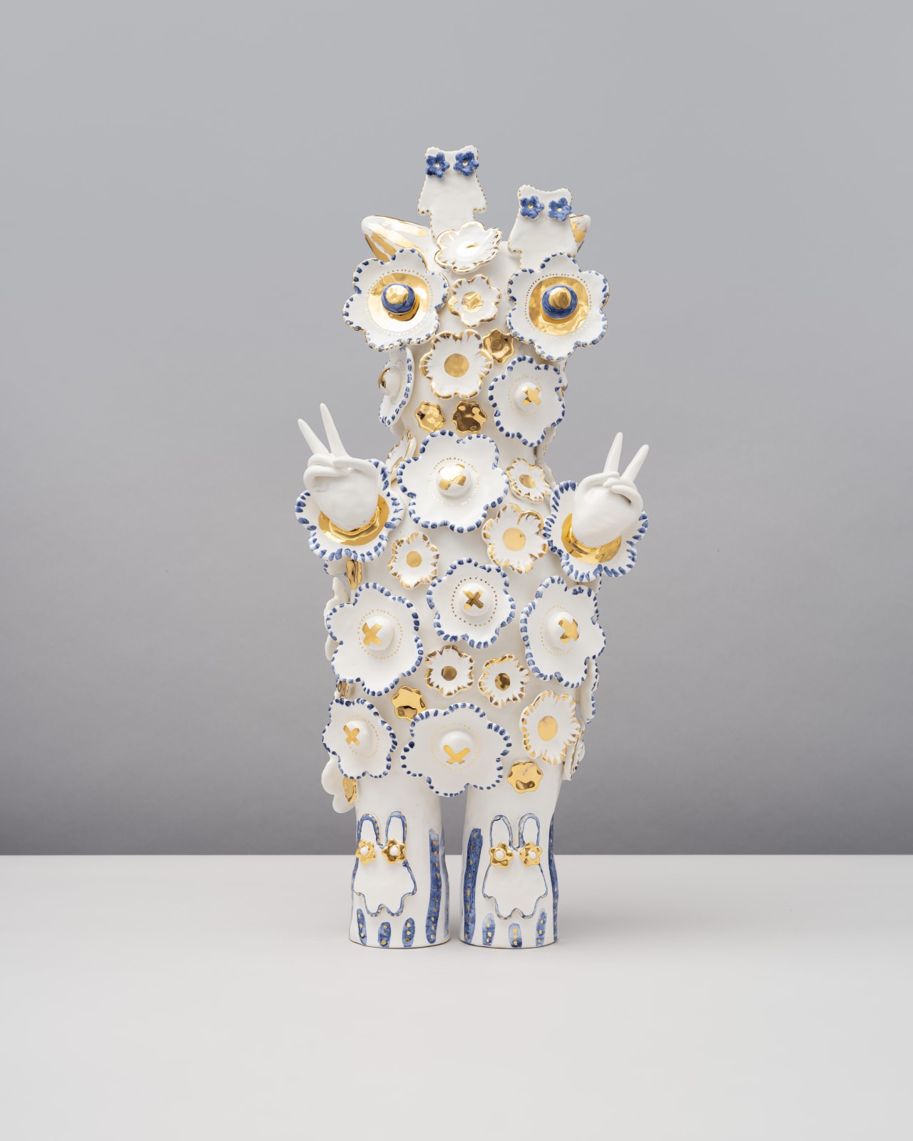 Vipoo Srivilasa, White Blossoms, Timeless Bonds, 2023