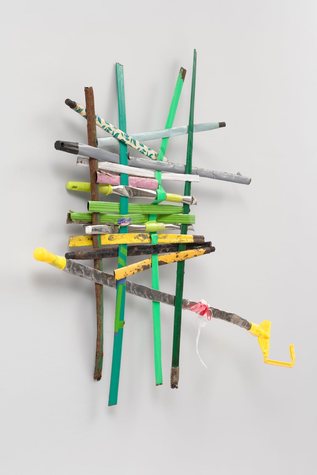 Eva Robarts, Weaving (G-Y), 2025