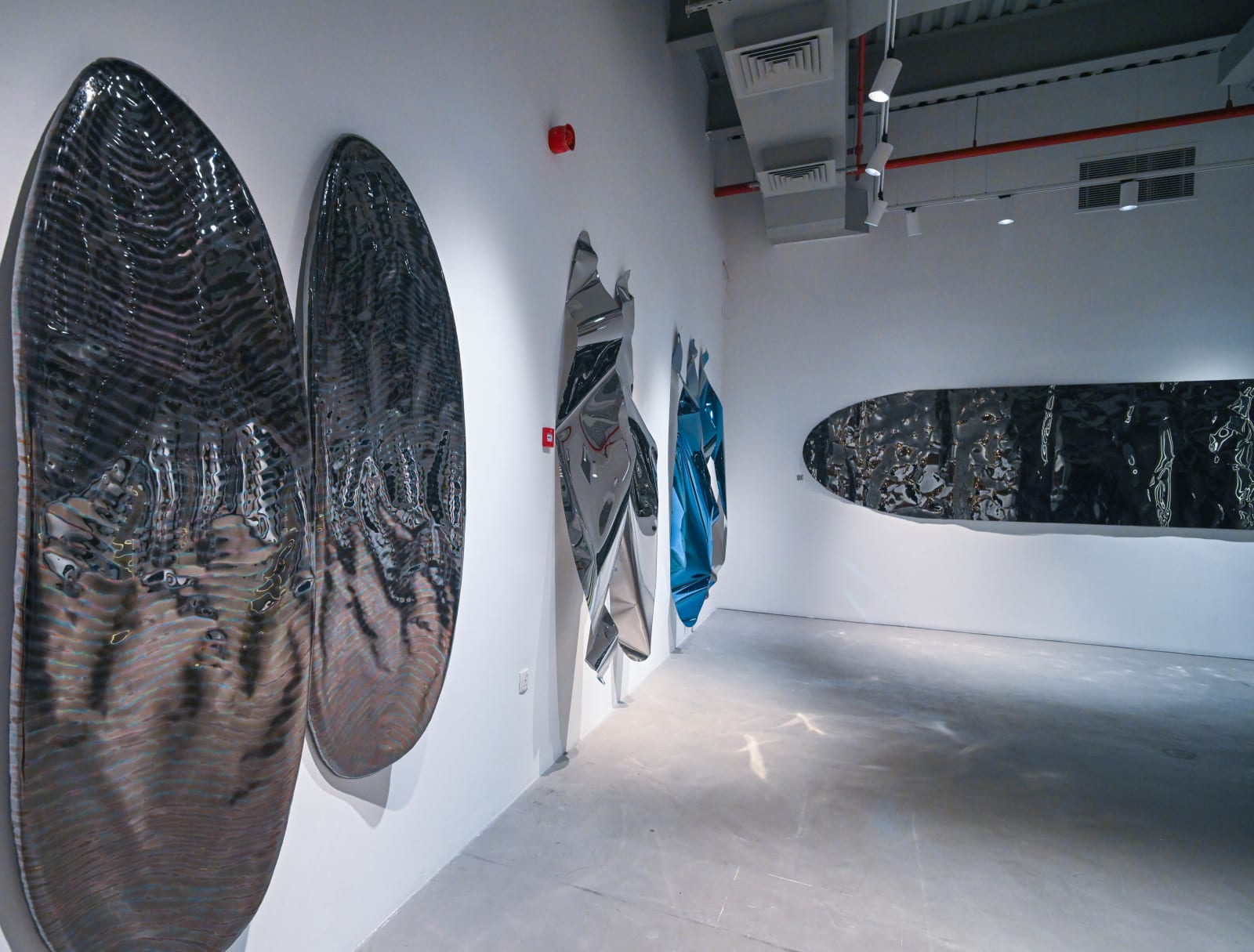 Hussain Jamil, Elliptical in Coal Stainless Steel, 2023