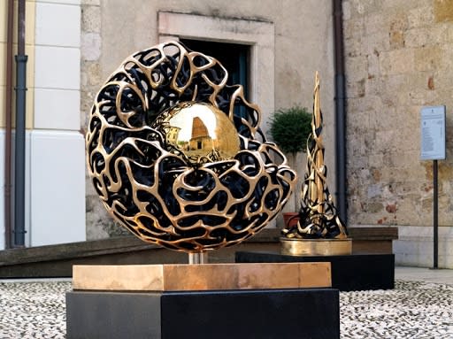 Gianfranco Meggiato, Sfera Conchiglia, 2012