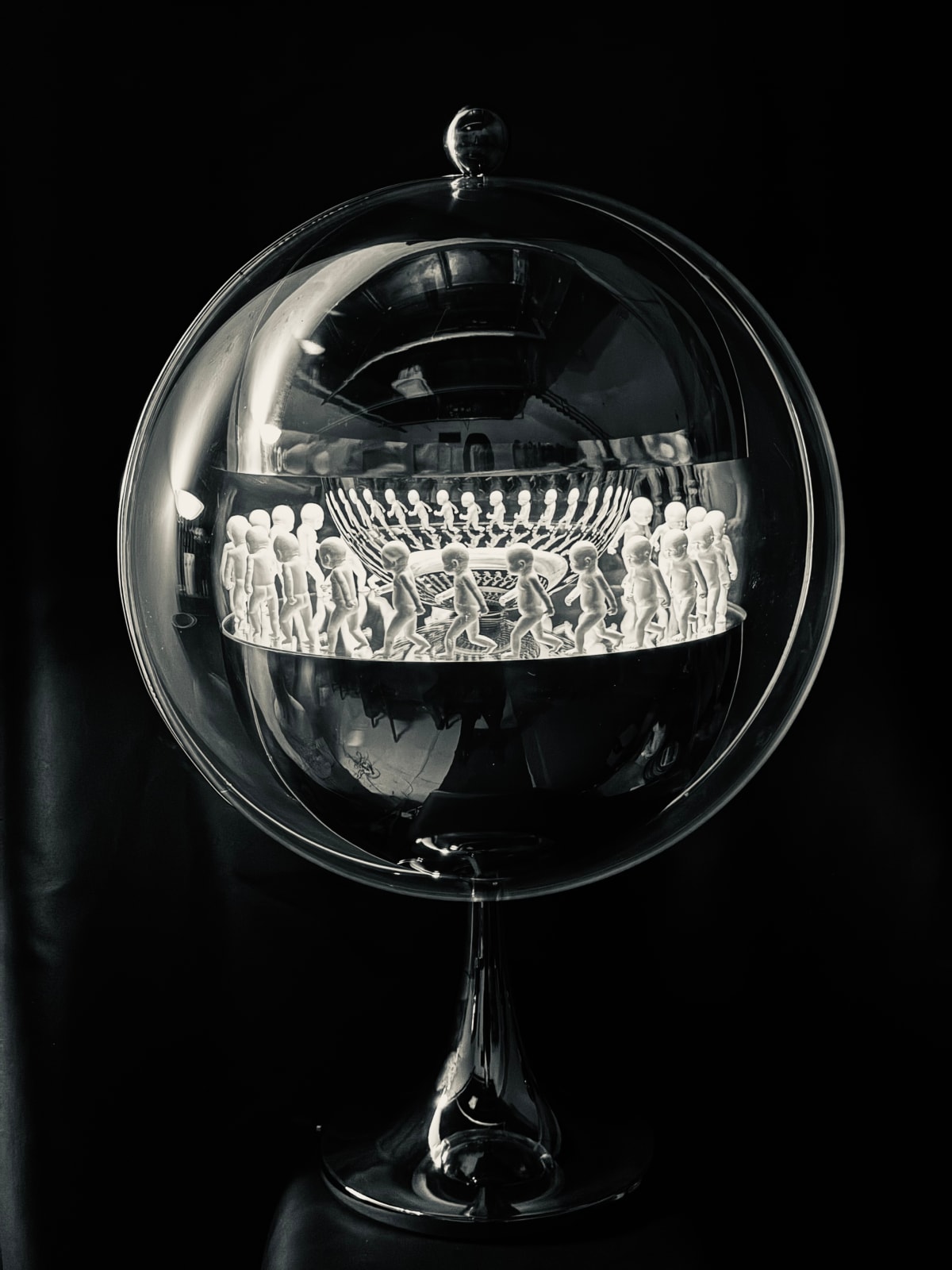 Xu Zhongmin, Egg shape A Silver, 2024
