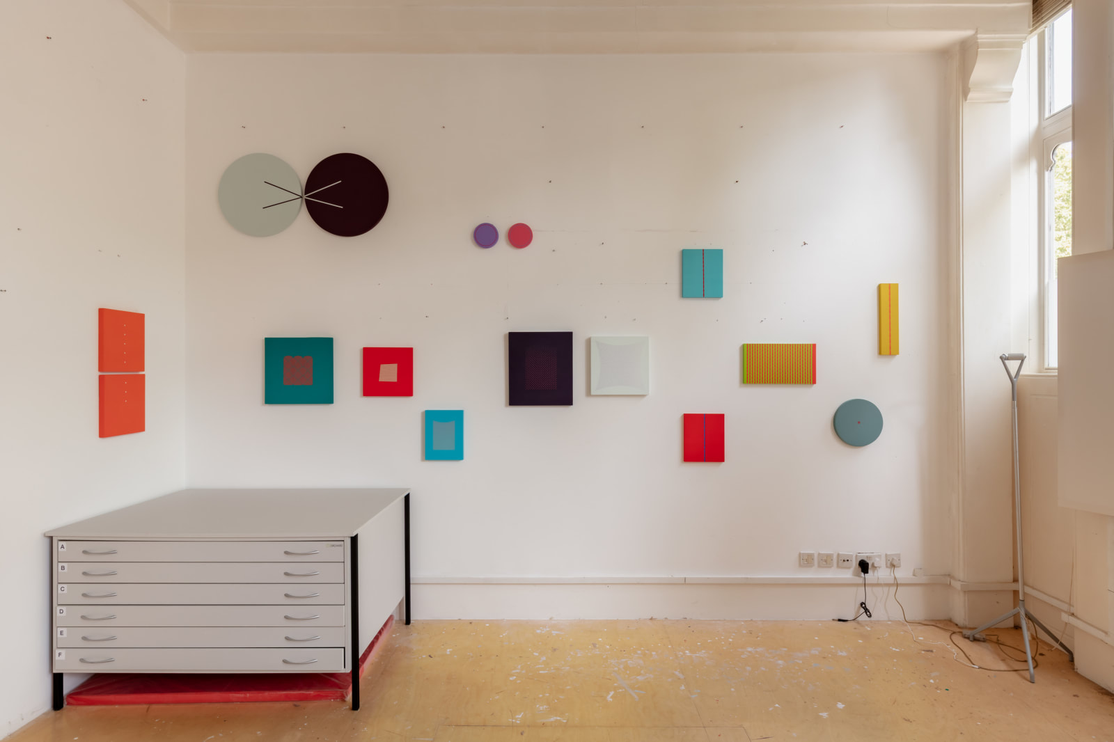 Tess Jaray, Drop, Blue and Orange, 2007