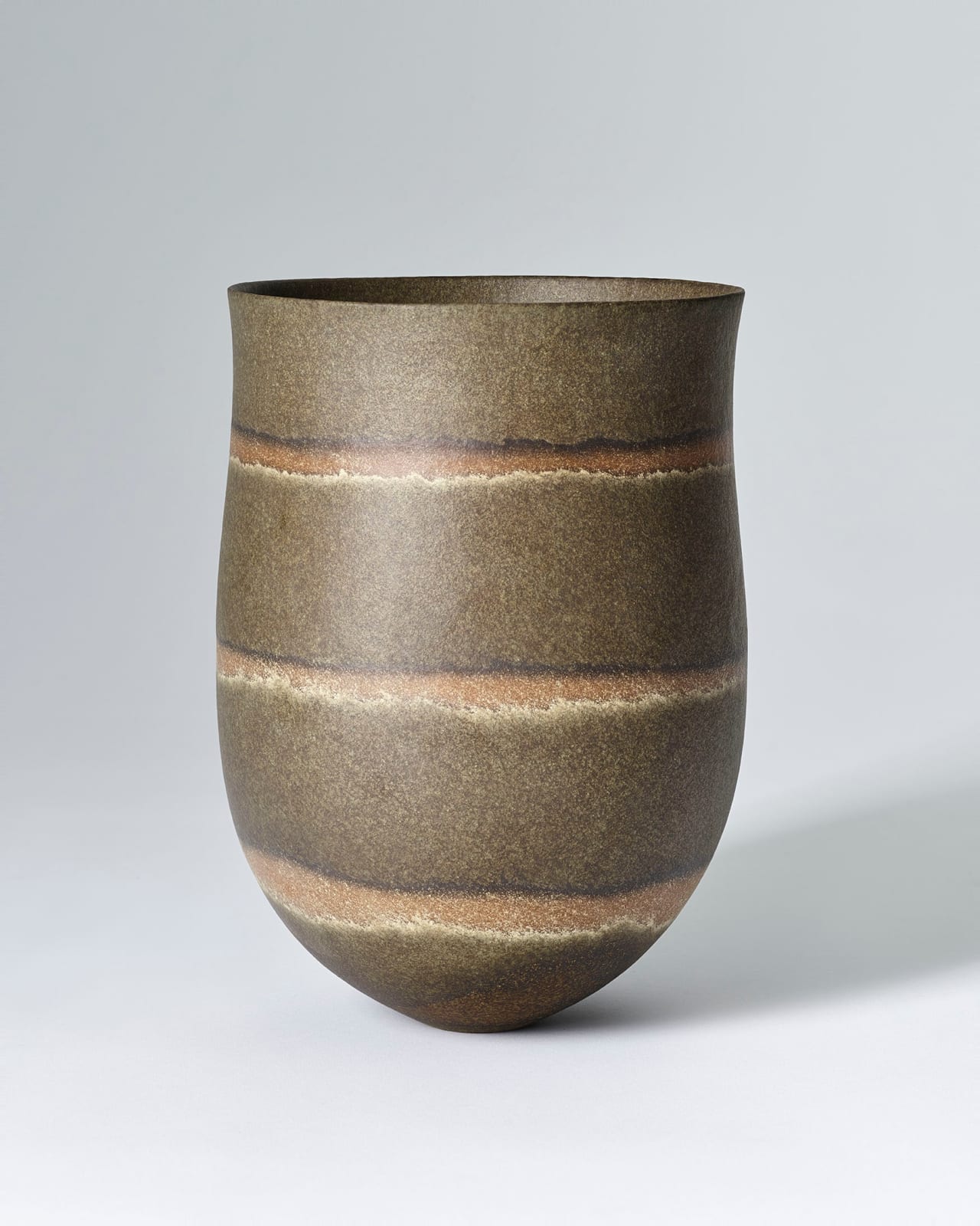 Jennifer Lee, Olive, three haloed umber rings, 2011