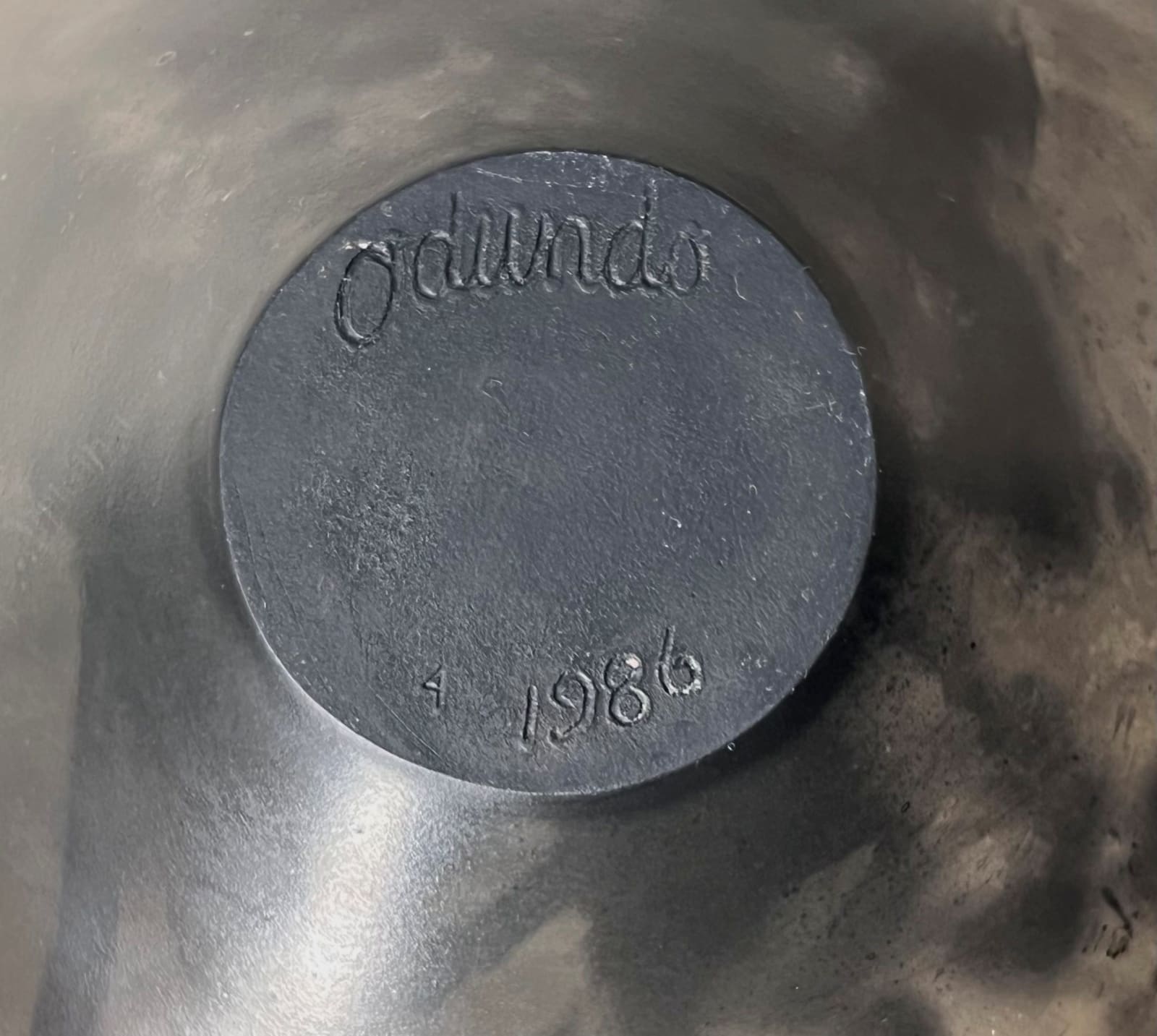 Magdalene Odundo, Untitled, 1986