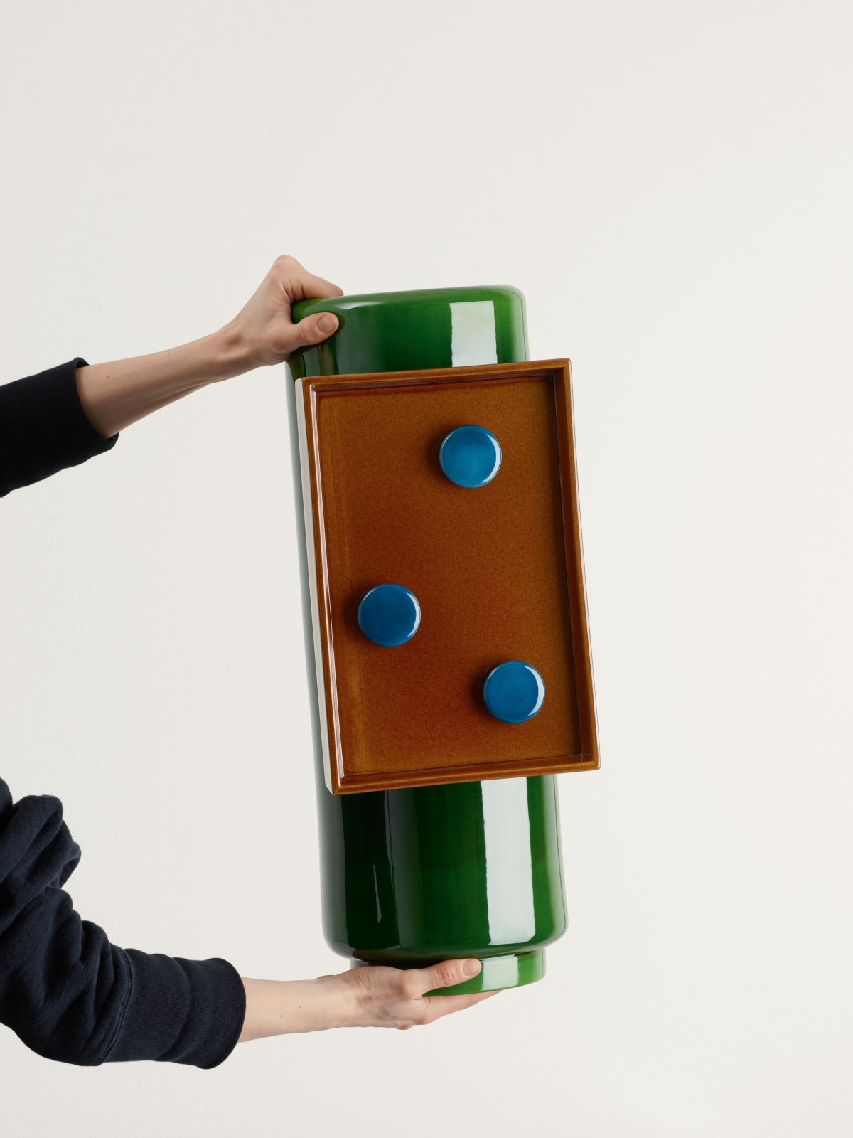 Ronan Bouroullec, Finestra Giorno Verde, 2024