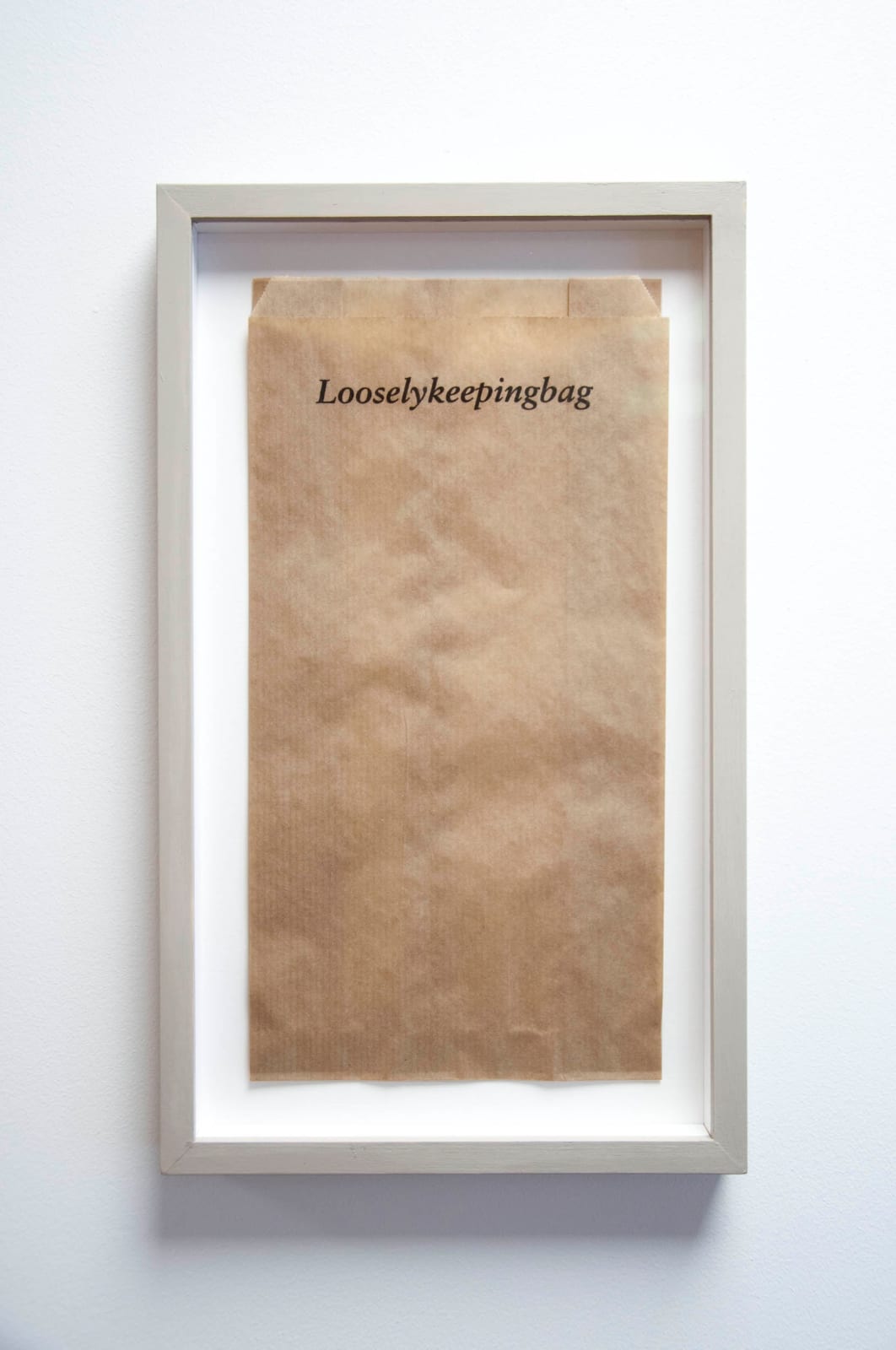 Joe Keys, Loosely keeping bag, 2022