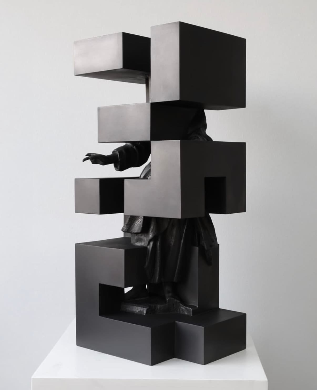 Javier Pelaez, Sepulcro, 2024