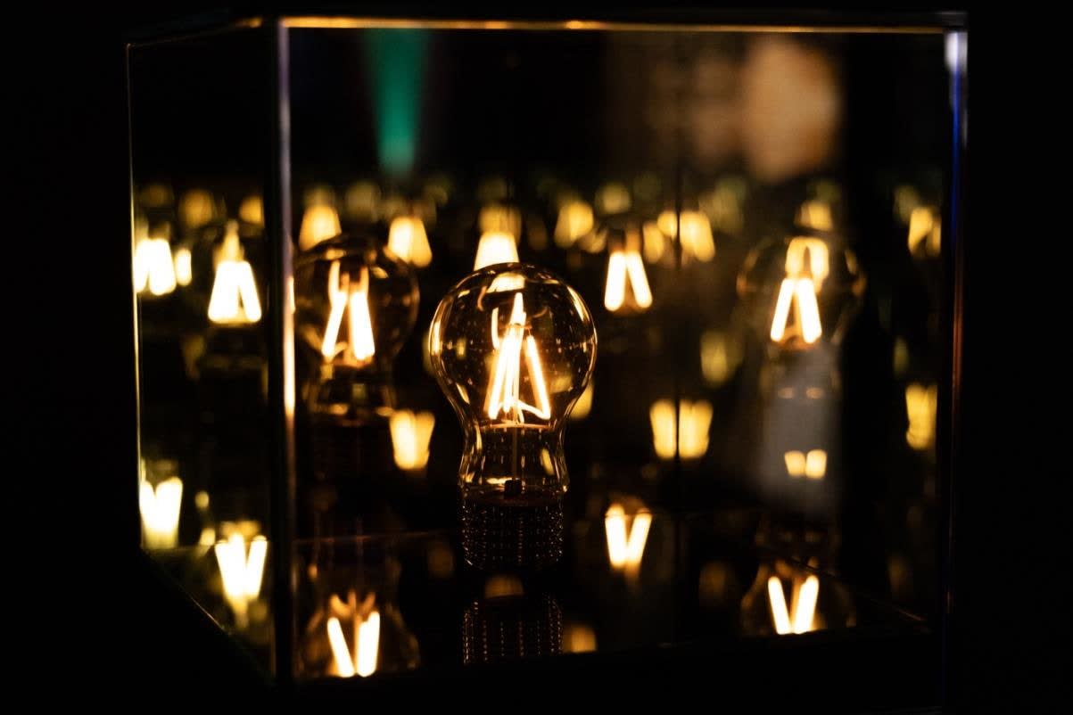 NagyMolnar, Floating Lights, 2025