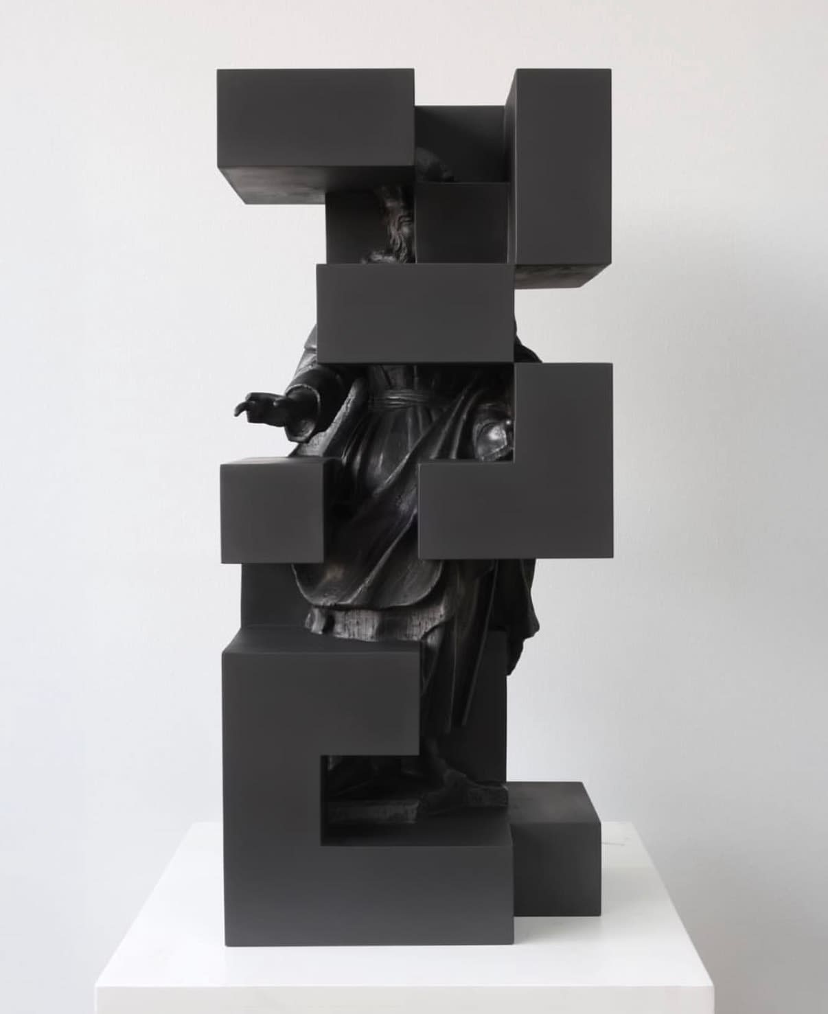 Javier Pelaez, Sepulcro, 2024