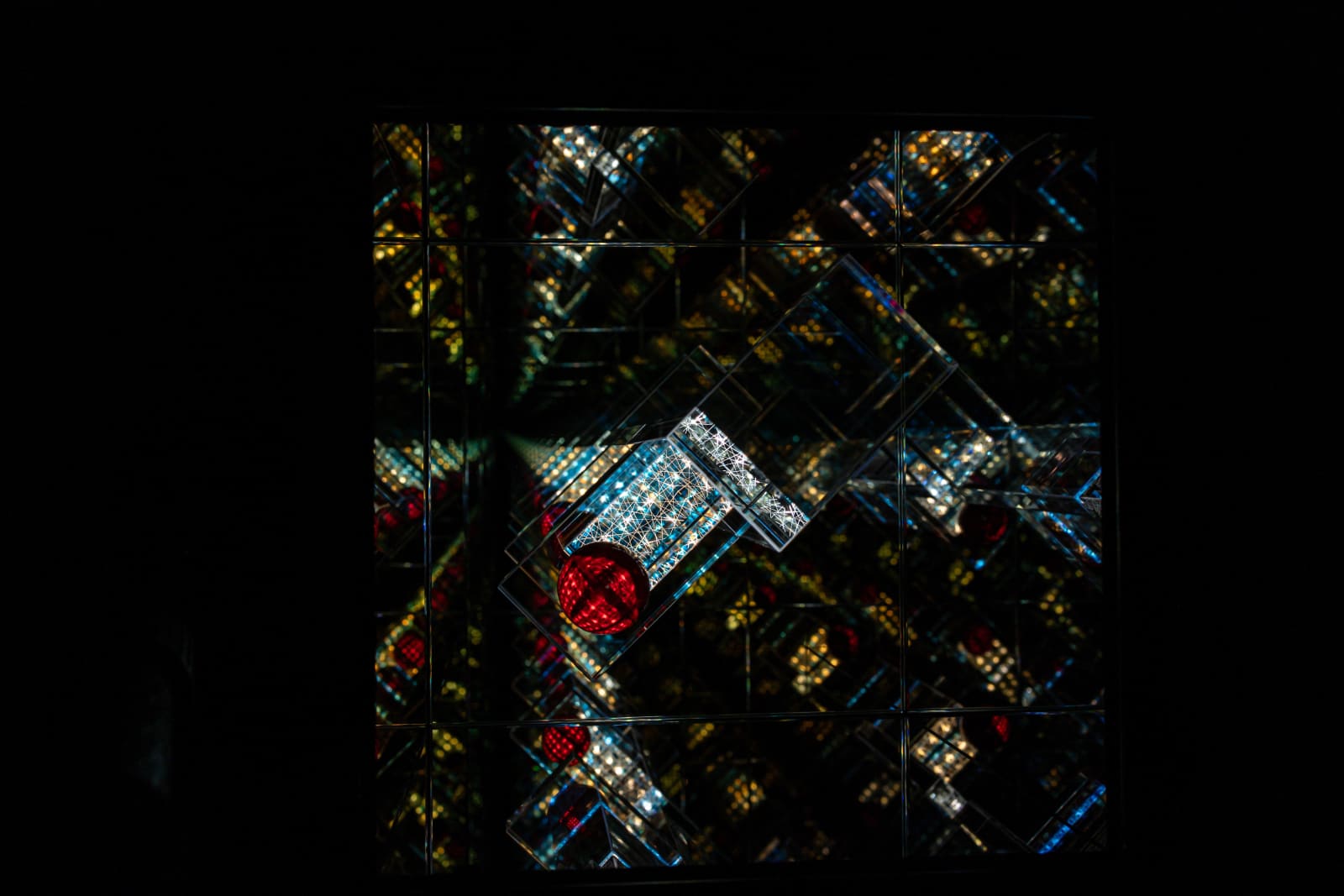 NagyMolnar, Geometric Cherry, 2024