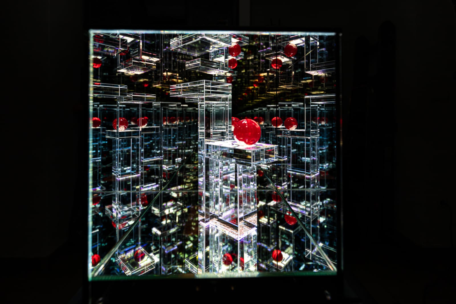 NagyMolnar, Geometric Cherry, 2024