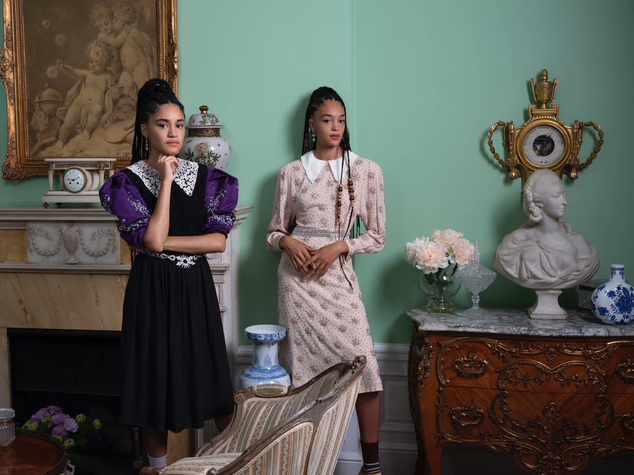 Tina Barney, Two Sisters, 2019