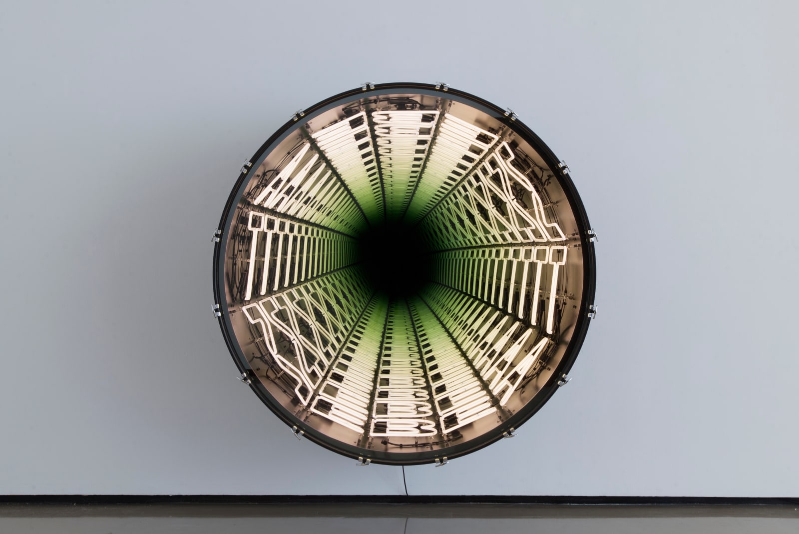Ivan Navarro, WEBEATME, 2016