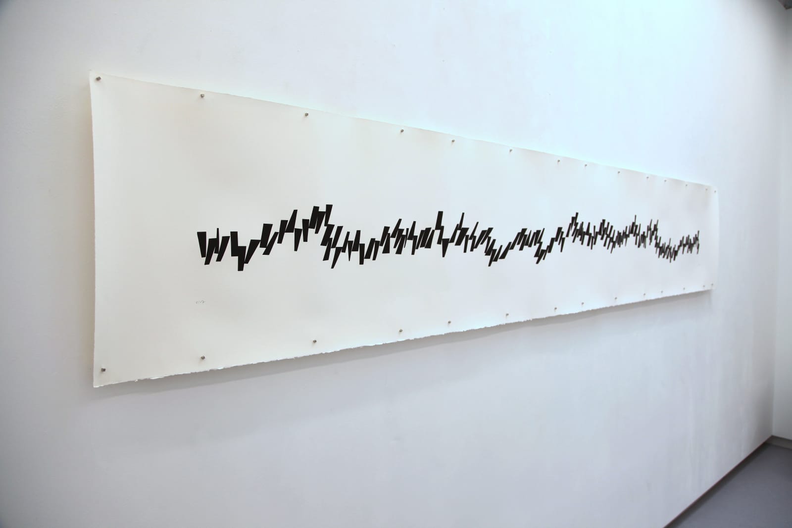 Vera MOLNAR, Trapèzes penchés à droite, 2003