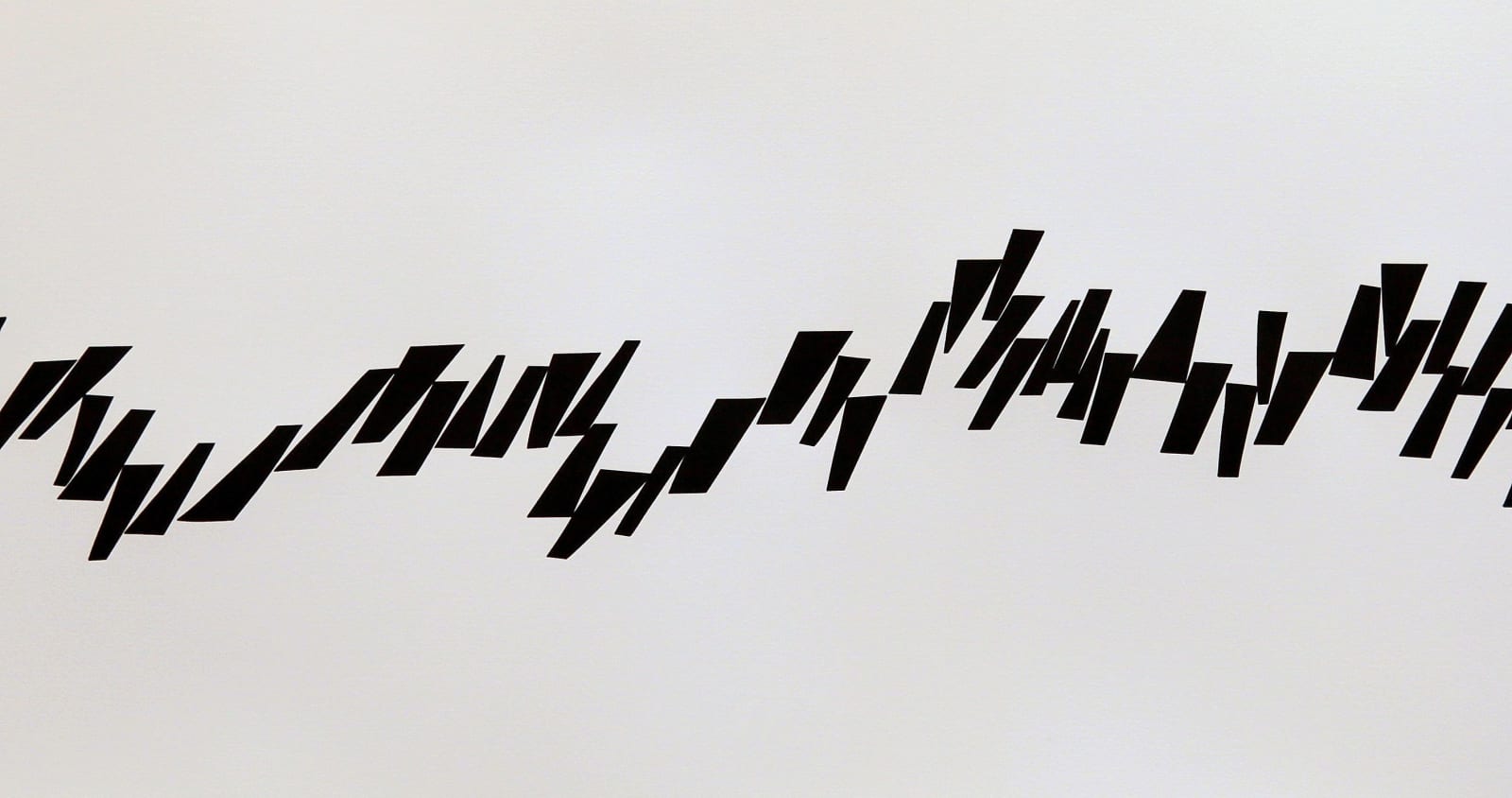 Vera MOLNAR, Trapèzes penchés à droite, 2003