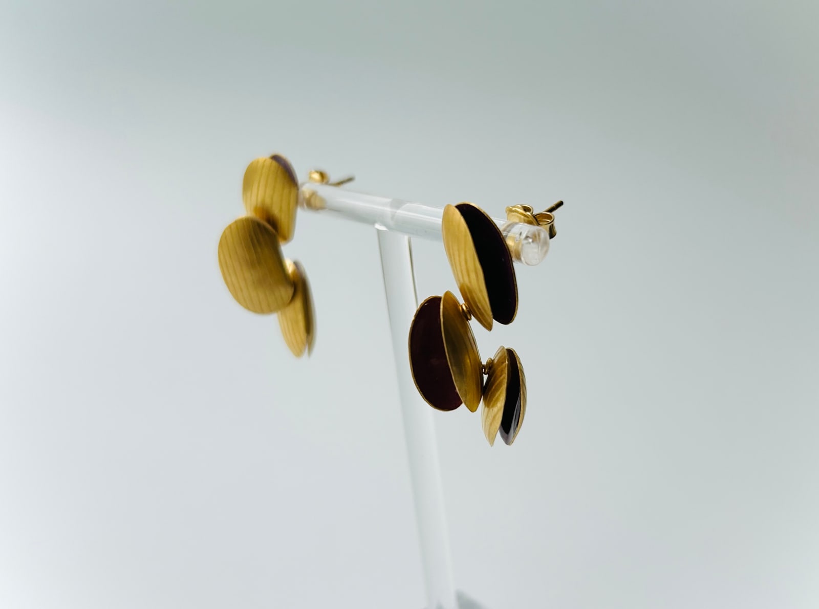 Jacqueline Ryan, Oval Clams (mauve), 2019