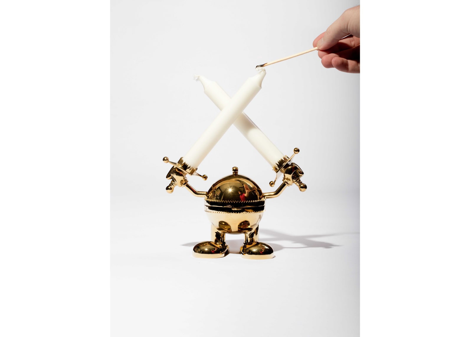 Aaron Decker, Crossed Swords, 2022
