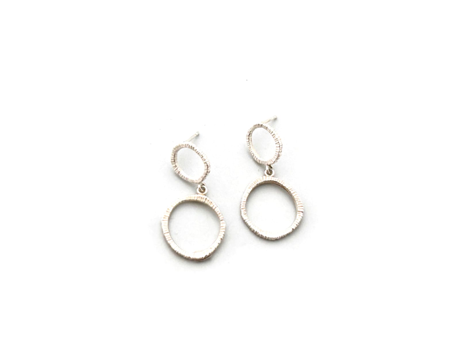 Dahlia Kanner, 2 piece dig med.