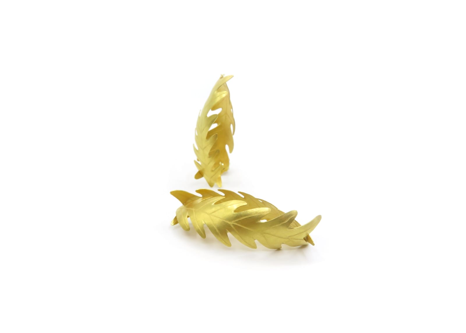 Jacqueline Ryan, Serrated Twists, 2022