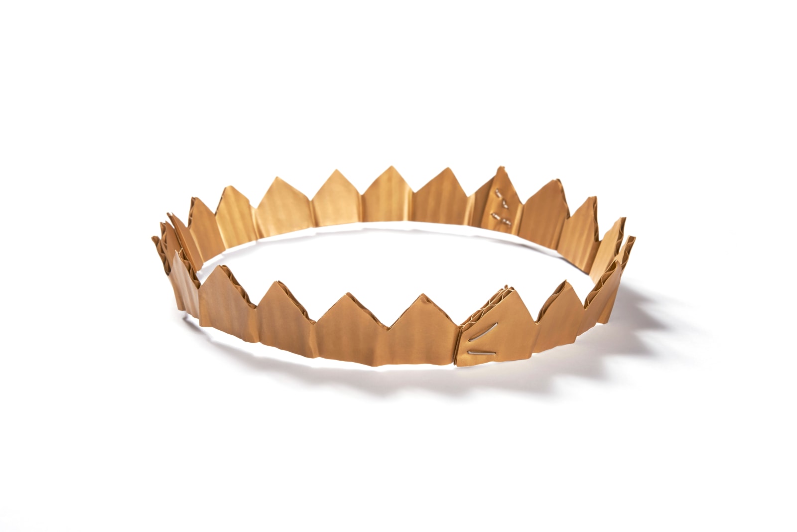 David Bielander, Cardboard Crown, 2015