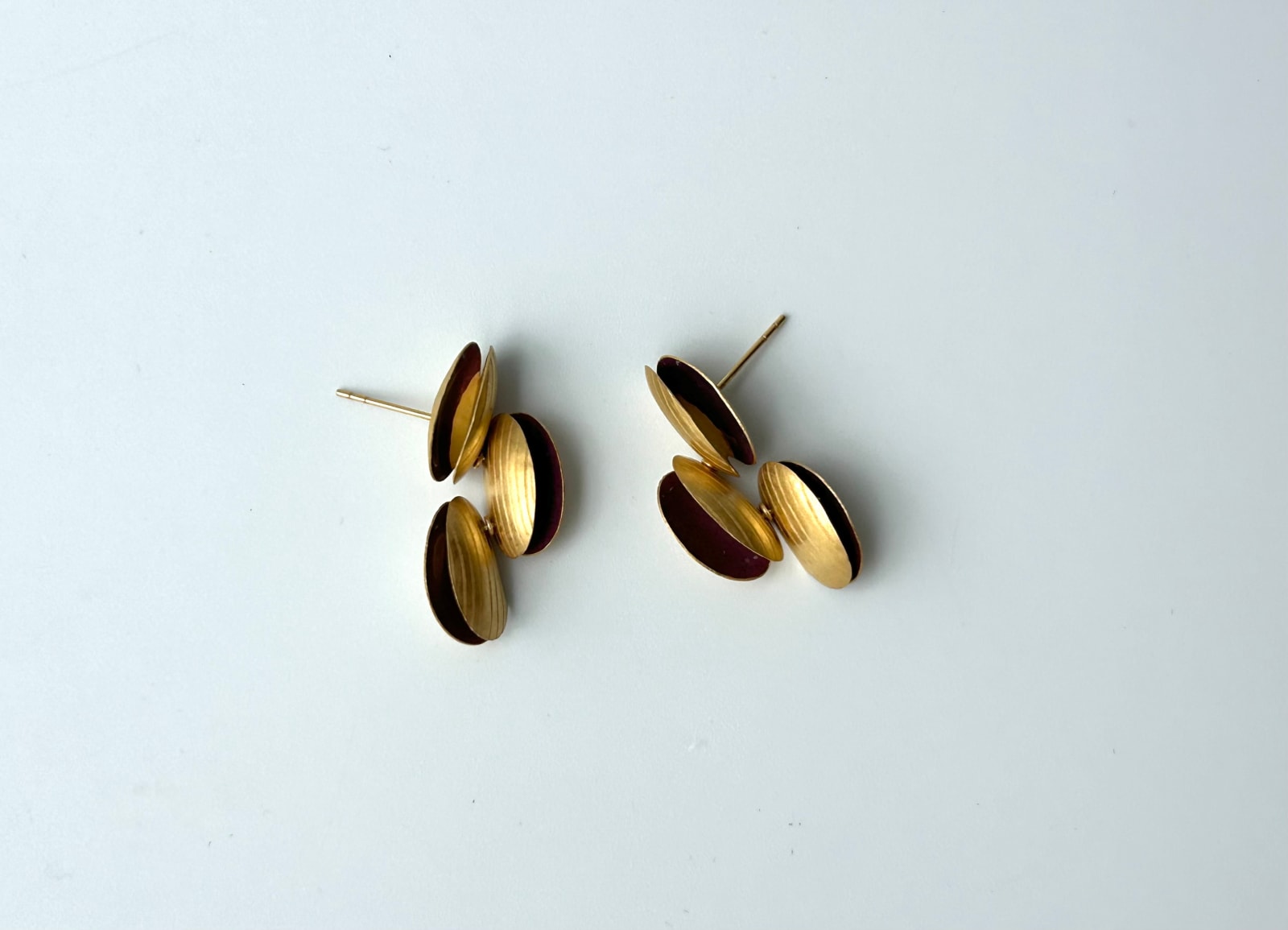 Jacqueline Ryan, Oval Clams (mauve), 2019