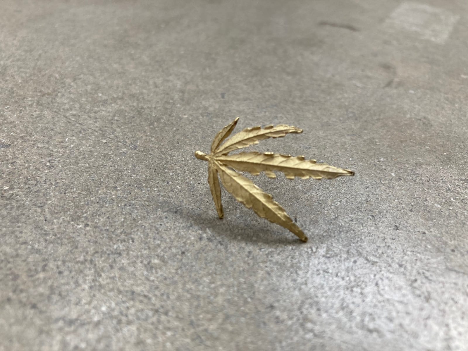 John Iversen, Pot Leaf (small), 2020