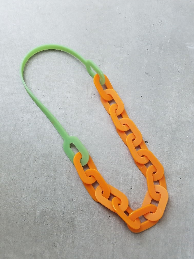 Jantje Fleischhut, Precious Plastic Necklace Chain, 2015