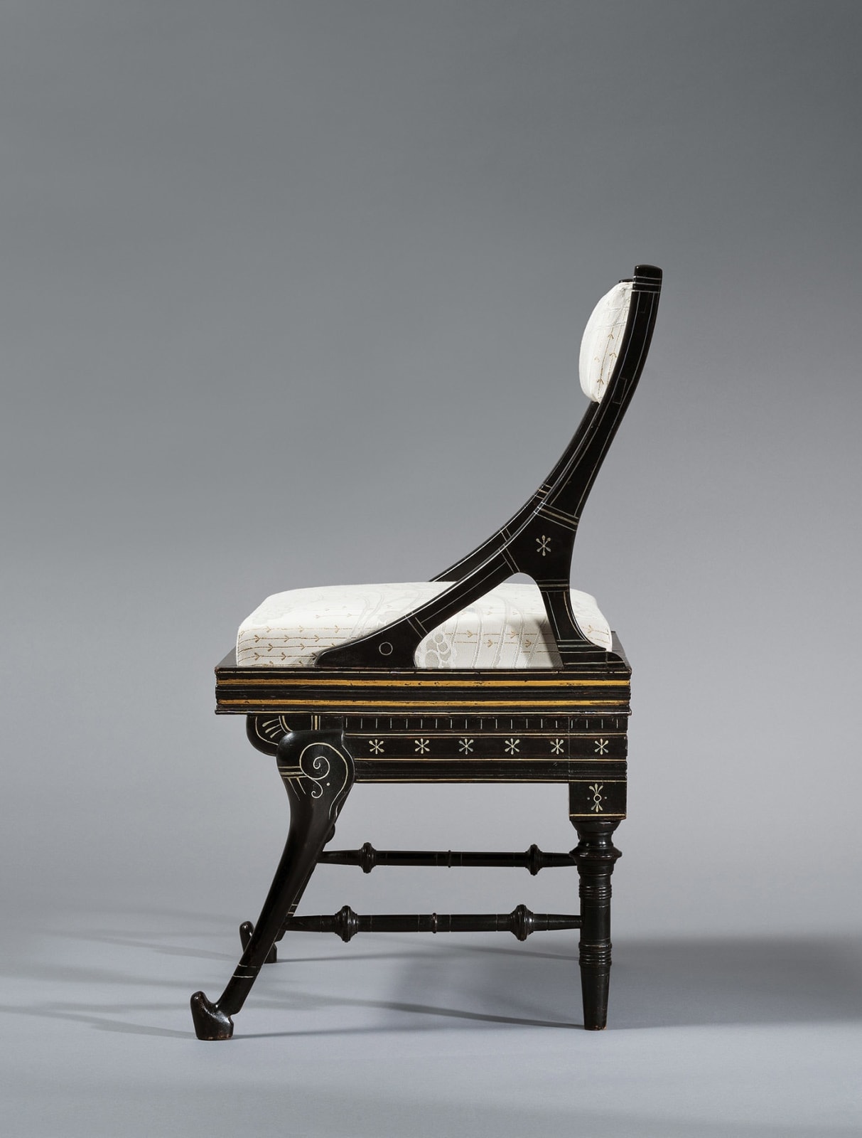 Daniel Cottier, Aegyptian low chair, ca. 1870