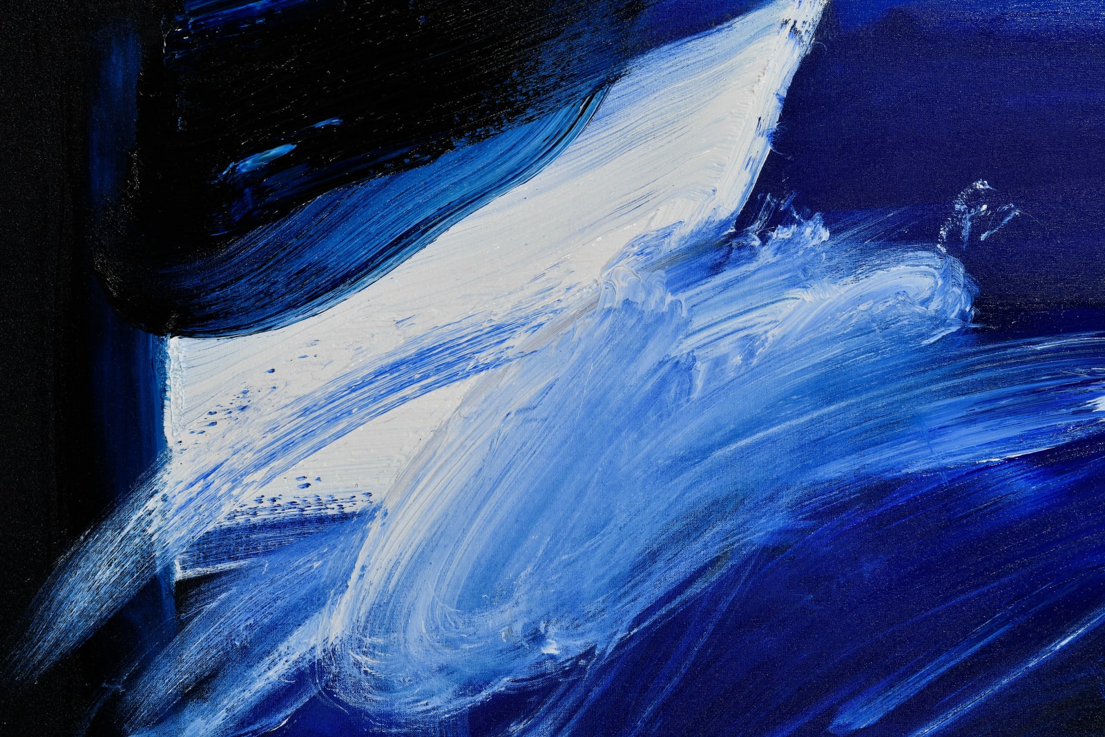Maria Farrar, Big boat rescuing punctured dinghy, 2023