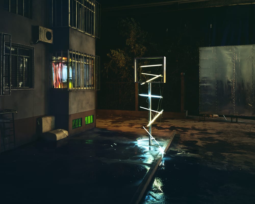 Chen Wei, Falling Light, 2015