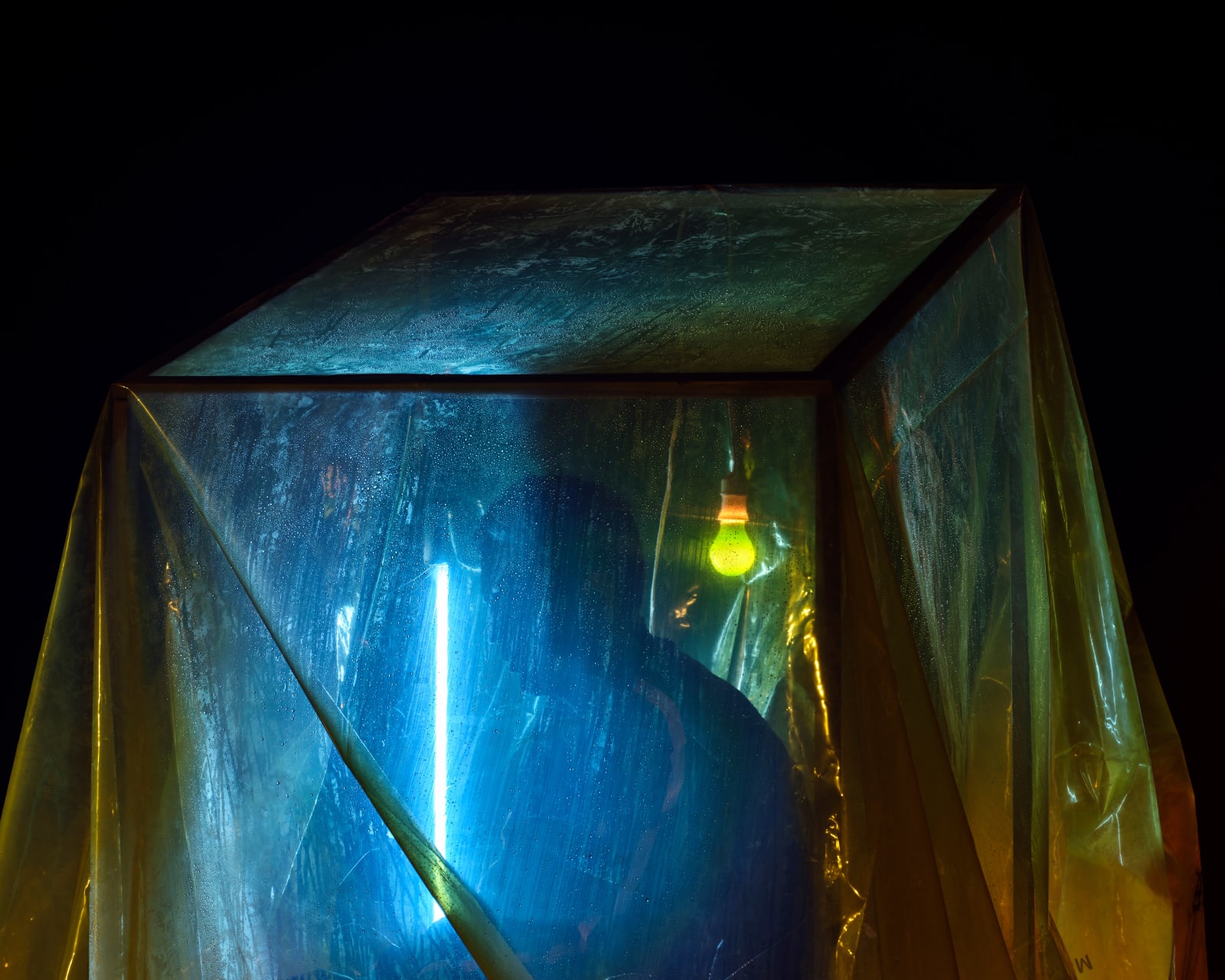 Chen Wei, Isolated air bubble, 2024