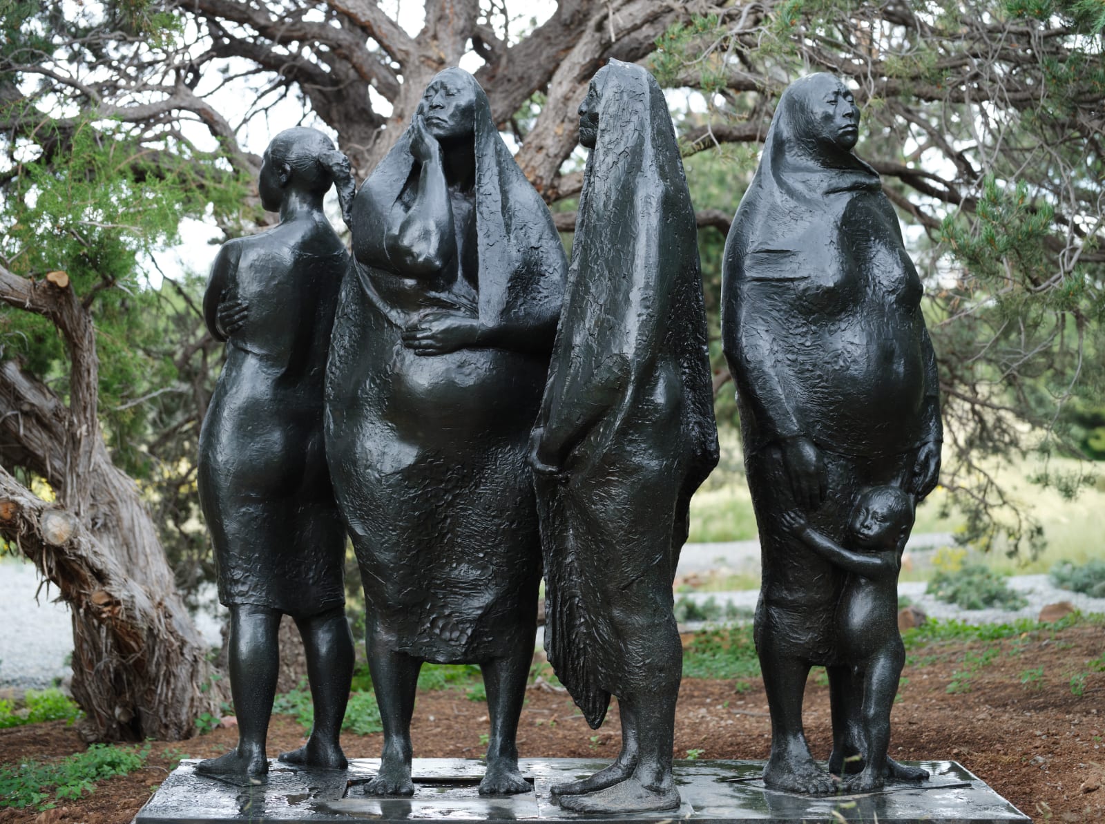 Francisco Zúñiga, Grupo de cuatro mujeres de pie