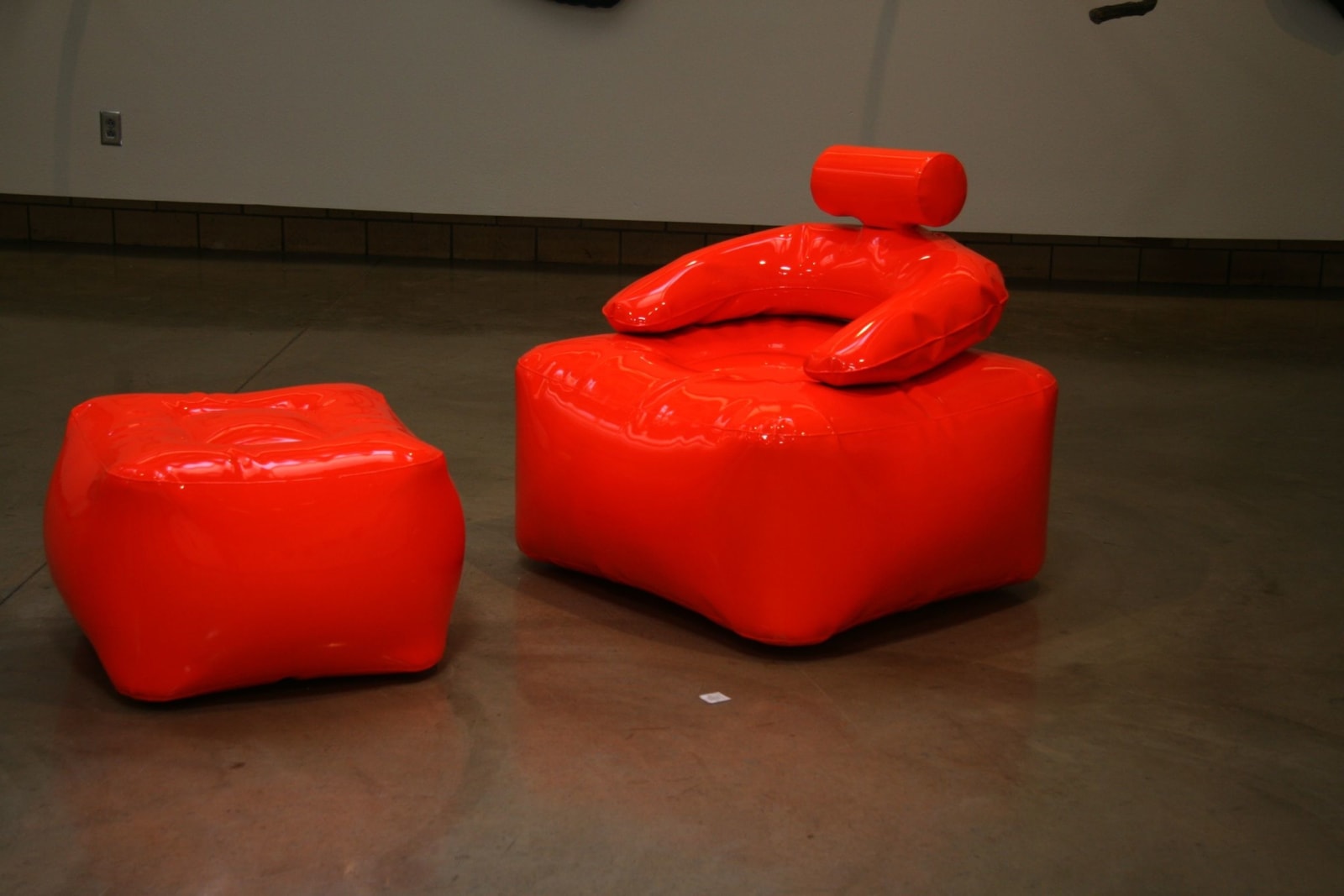 William Cannings, Comfortable, 2007