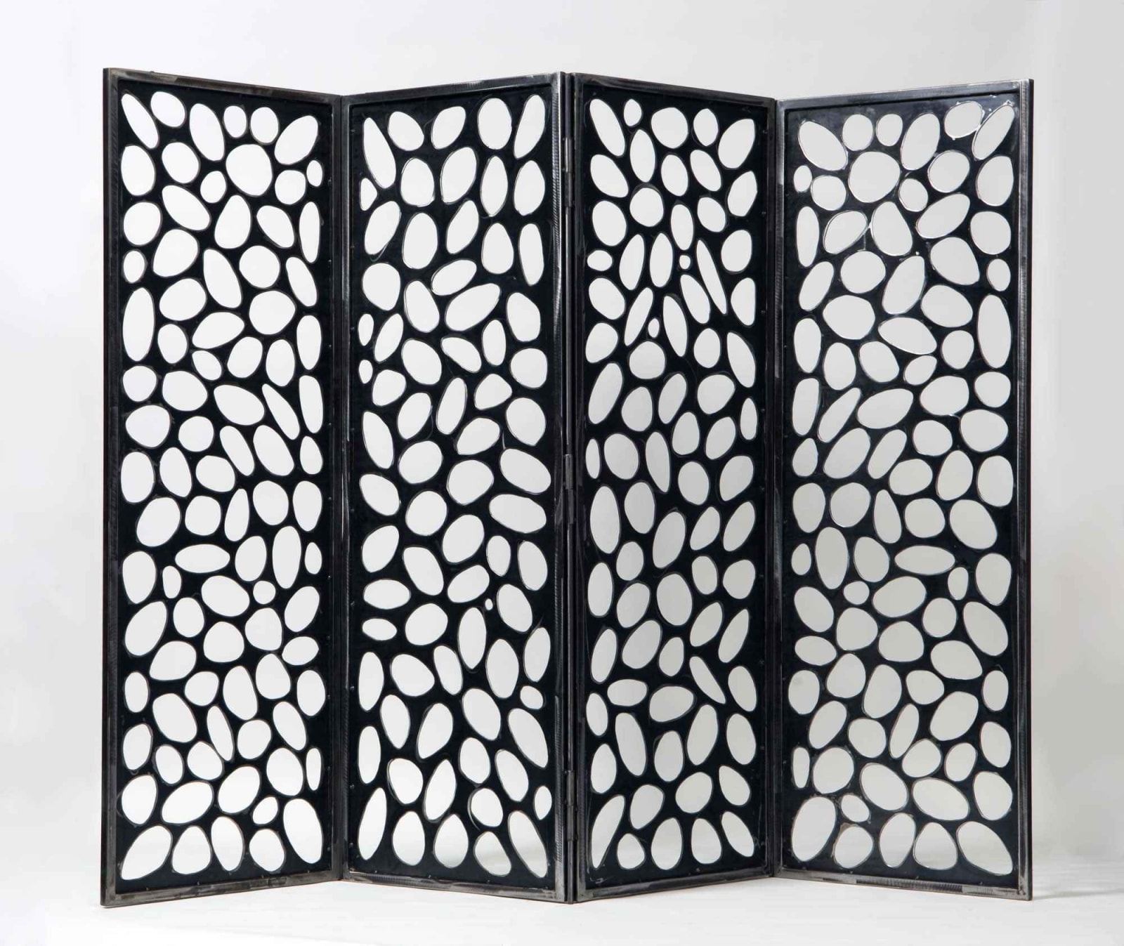 Carolina Sardi, Nest Room Divider, 2009