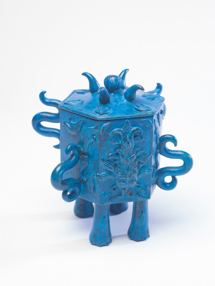 Hannah Lim, Bronze Koi Snuff Bottle, 2024