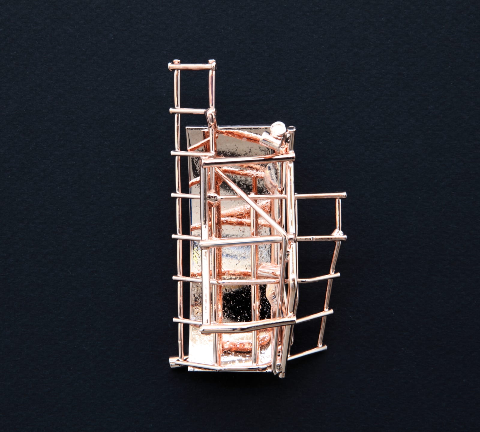 Jeff Lowe, Indus (Brooch), 2016