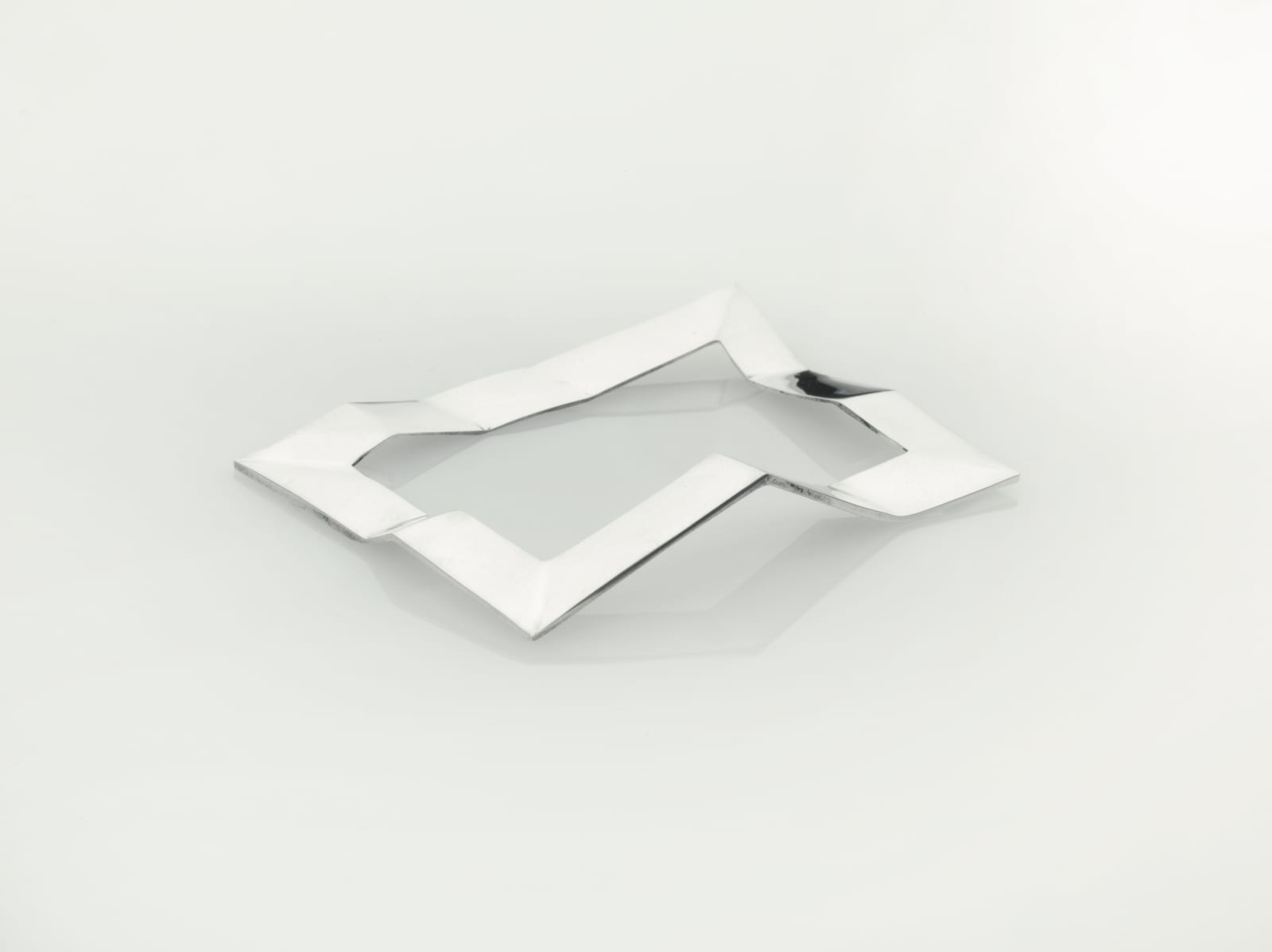 Almuth Tebbenhoff, Pendant, 2014