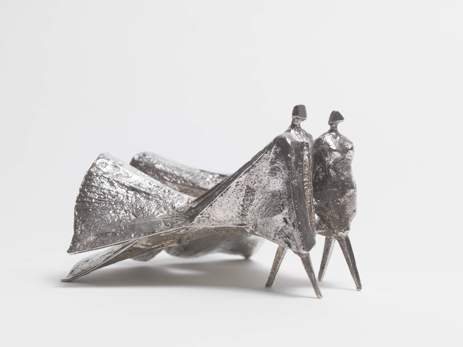 Lynn Chadwick, Walking Cloaked Figures V (780A), 1978