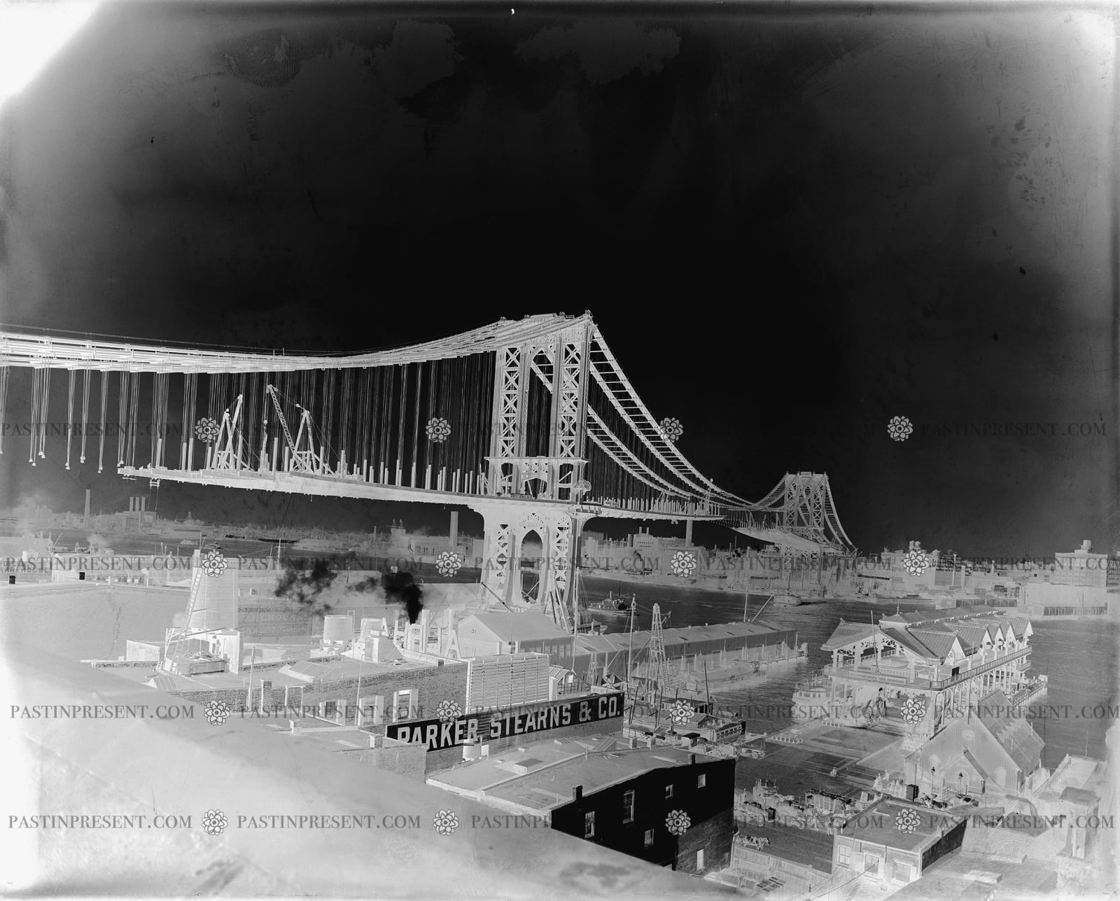 Building the suspended roadway of the Manhattan Bridge, 1909