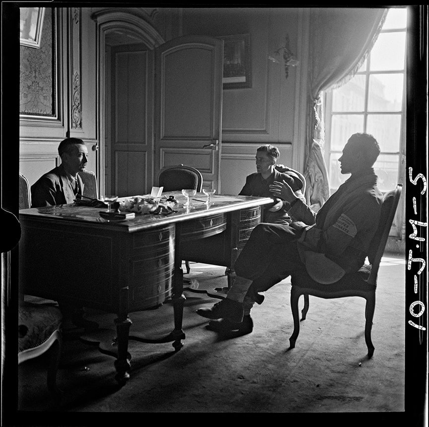 John G. Morris, #13 Liberation of Rennes, Brittany, August 4 : resistant Yves Milon (l.) president of the ‘Délégation spéciale’ appointed by General De Gaulle, occupies the mayor’s office