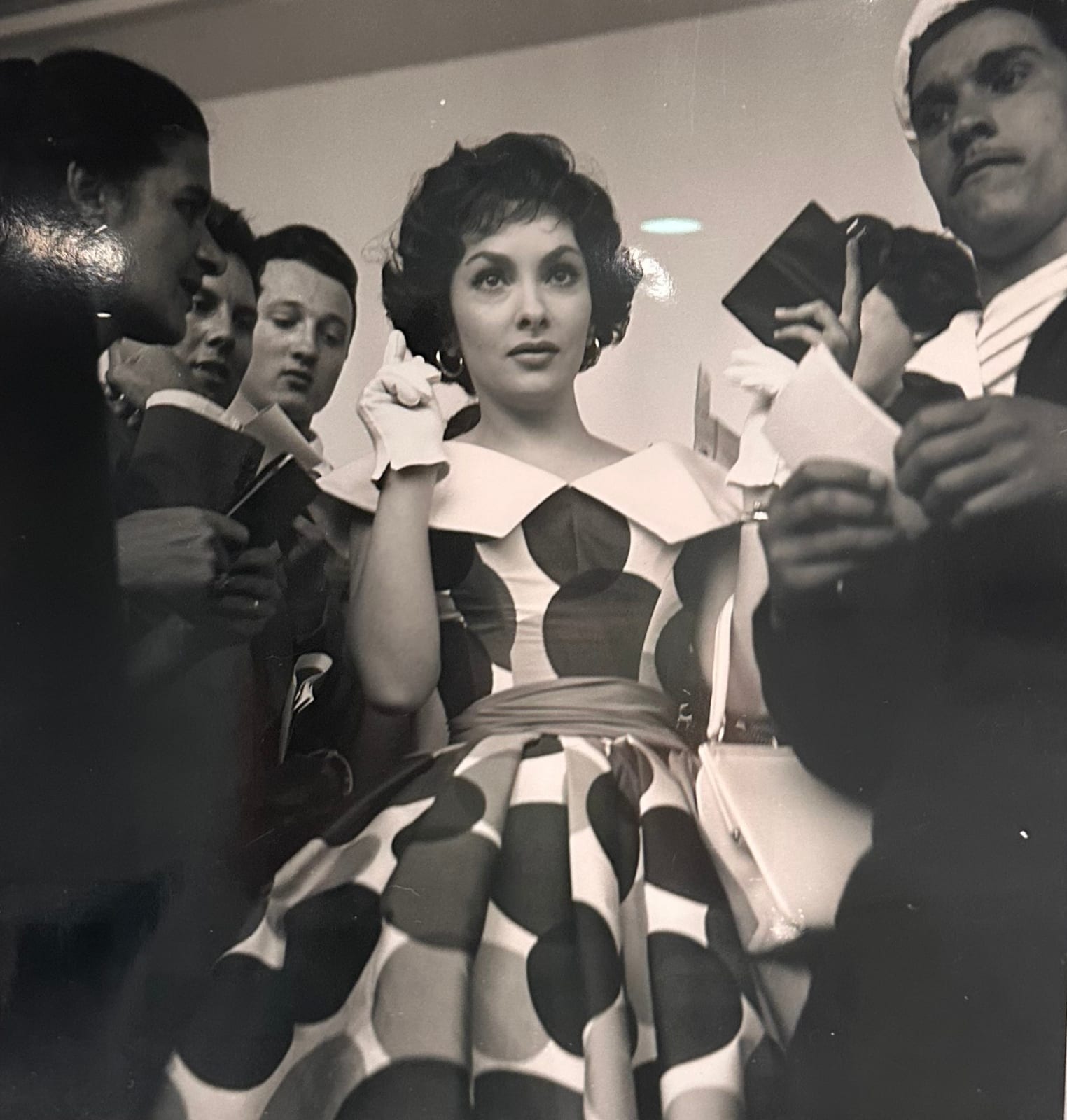 Claude Schwartz, Cannes Festival, Gina Lolobridgida - Dot dress
