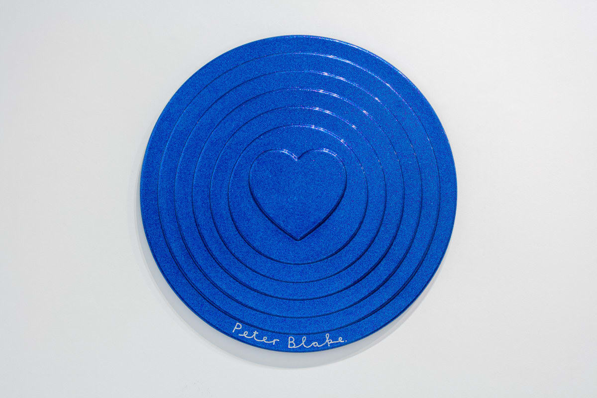 Peter Blake, Dark blue Target (metal flake), 2017
