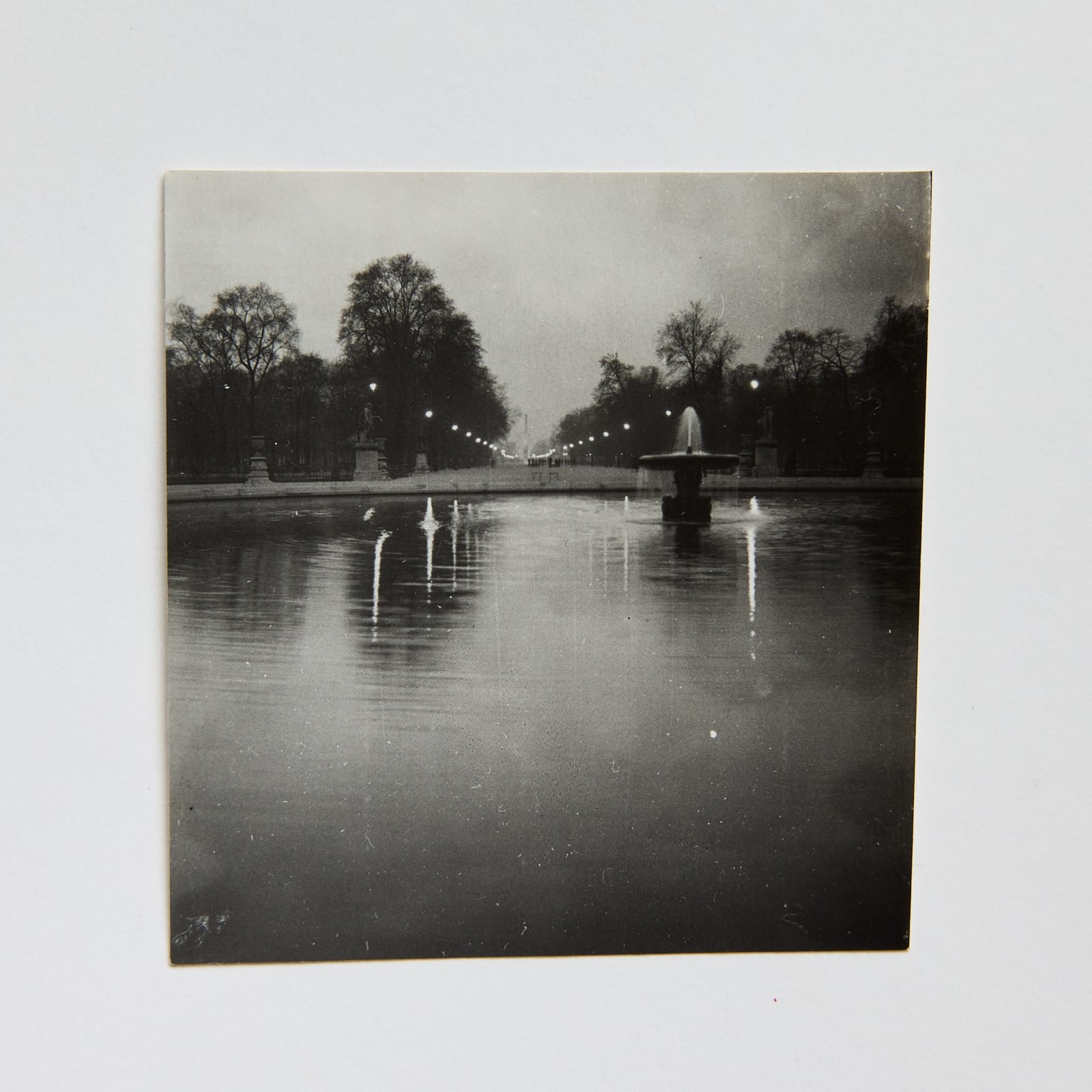 Dora Maar, Jardin des Tuileries - Paris, c. 1935